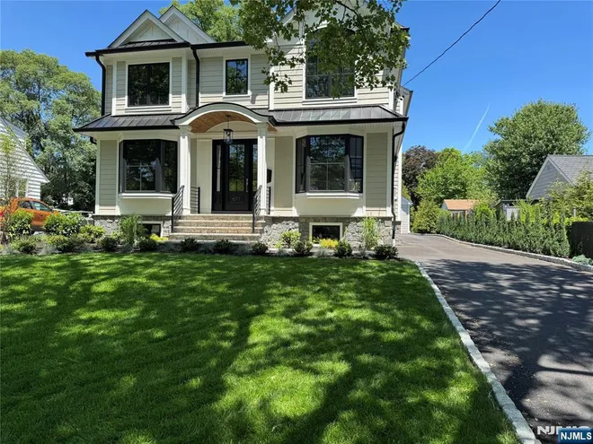 671 Delaware, Ridgewood, NJ 07450
