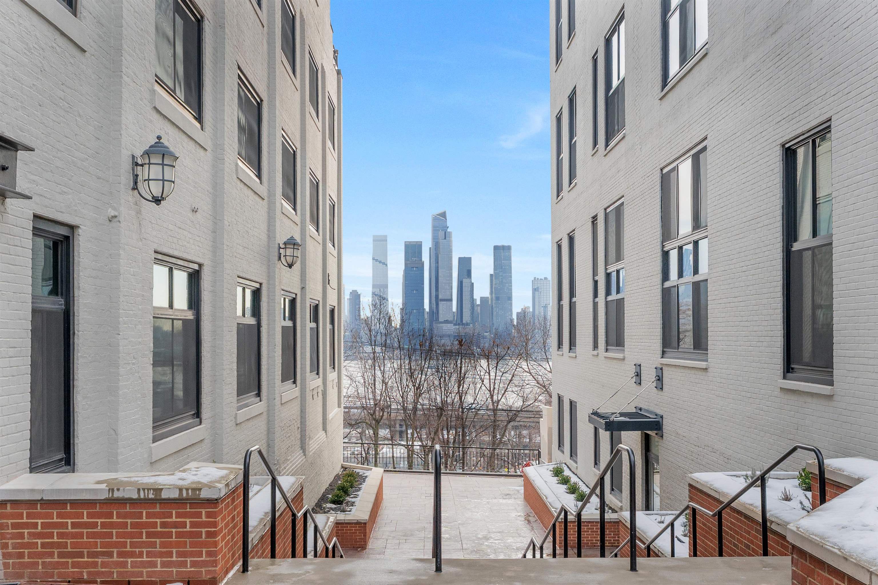 518 GREGORY Avenue, Weehawken Township, Weehawken, NJ 07086 - Property photo 2 of 42