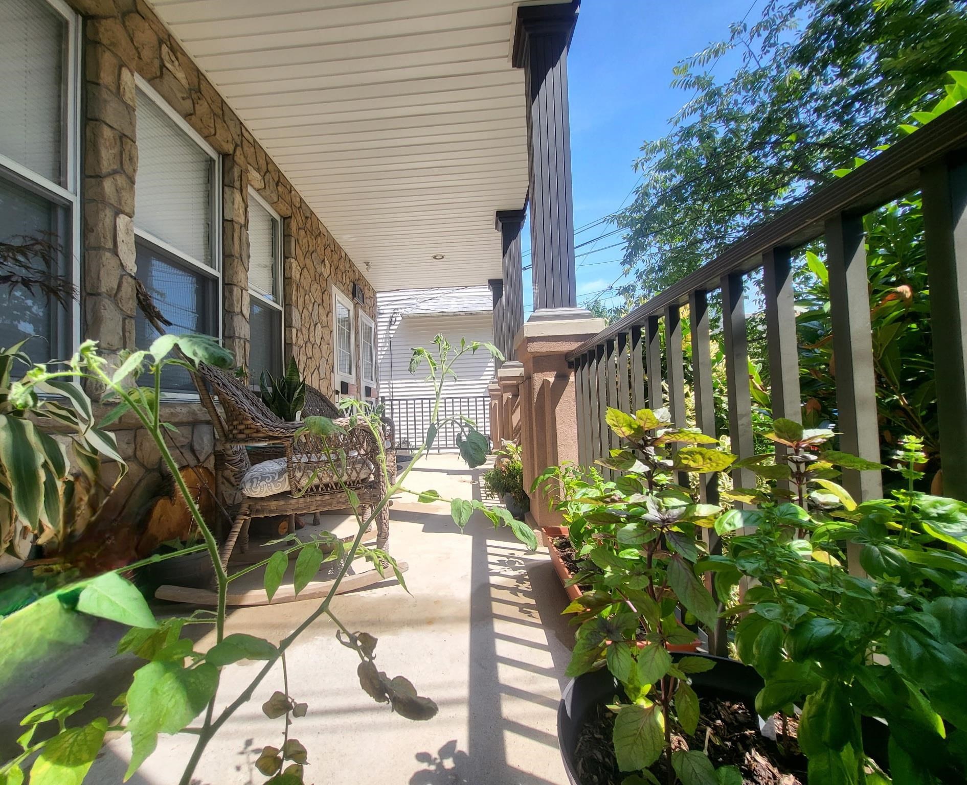 99 WEST 37th Street, Bayonne City, Bayonne, NJ 07002 - Property photo 5 of 30