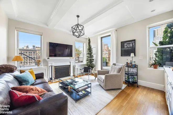 167 East 82nd Street #PHC, New York, NY 10028
