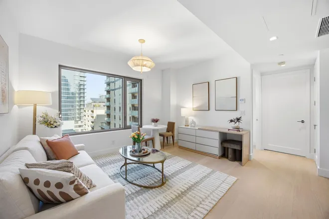 24-01 Queens Plaza #401-A, Long Island City, NY 11101