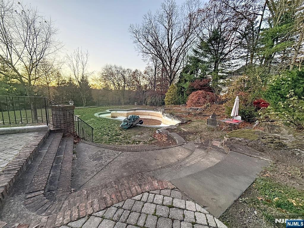 19 Powder Hill, Saddle River Borough, Saddle River, NJ 07458 - Property photo 3 of 5