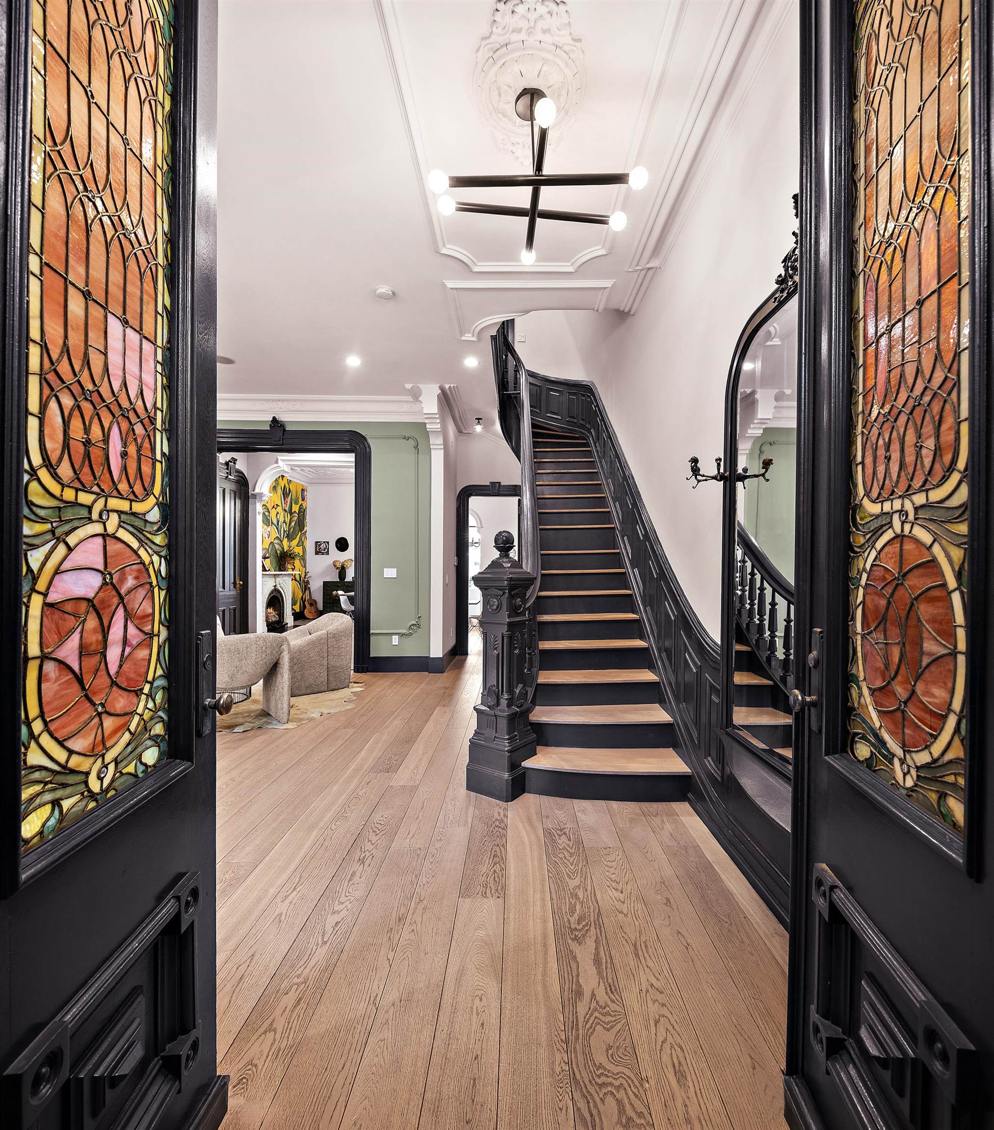 926 HUDSON Street, Hoboken City, Hoboken, NJ 07030 - Property photo 2 of 50
