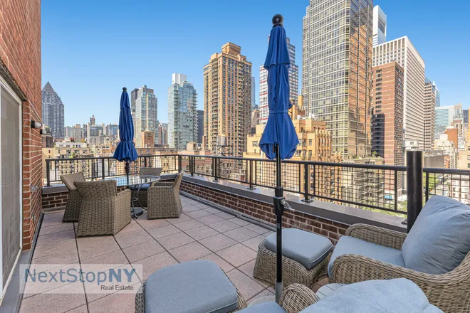 333 East 55th Street #12DE, New York, NY 10022