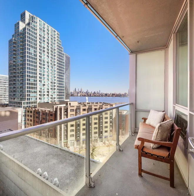 20 NEWPORT PARKWAY, JC, Downtown, NJ 07310