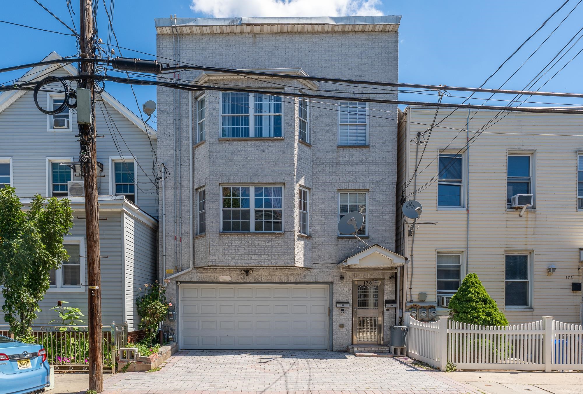 178 SOUTH Street, Jersey City, JC Heights, NJ 07307 - Property photo 2 of 46