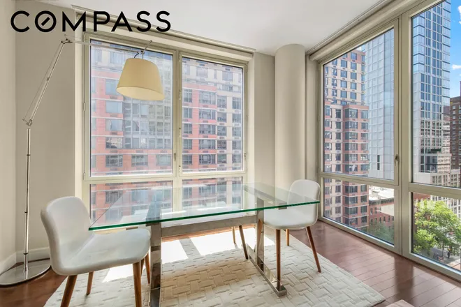 225 East 34th Street #11H, New York, NY 10016