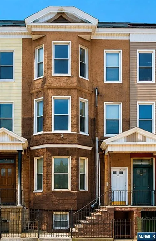 143 Hopkins, Jersey City, NJ 07306