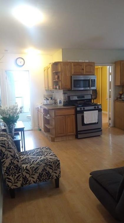 201 45th Street, Union City, Union City, NJ 07087 - Property photo 4 of 7