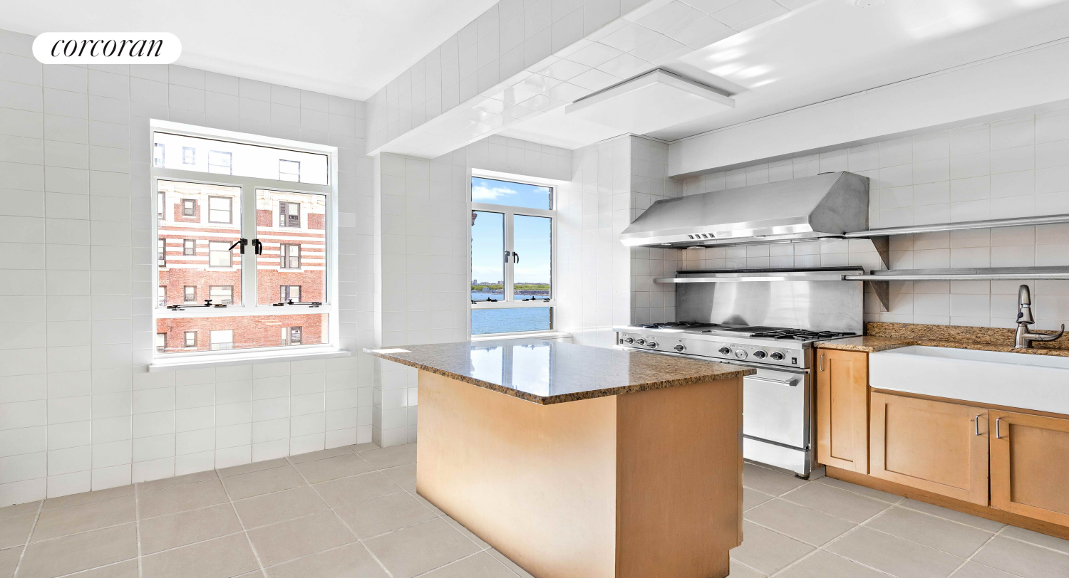 140 RIVERSIDE Drive #11A, Upper West Side, Manhattan, NY 10024 - Property photo 4 of 13