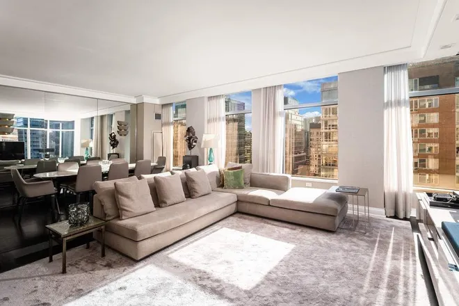 250 East 54th Street #29D, New York, NY 10022