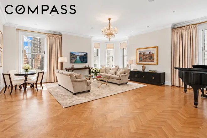 1 Central Park #915913, New York, NY 10019