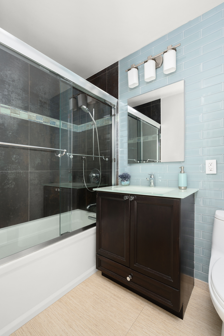 45 West 67th Street #25D, Lincoln Square, Manhattan, NY 10023 - Property photo 5 of 11