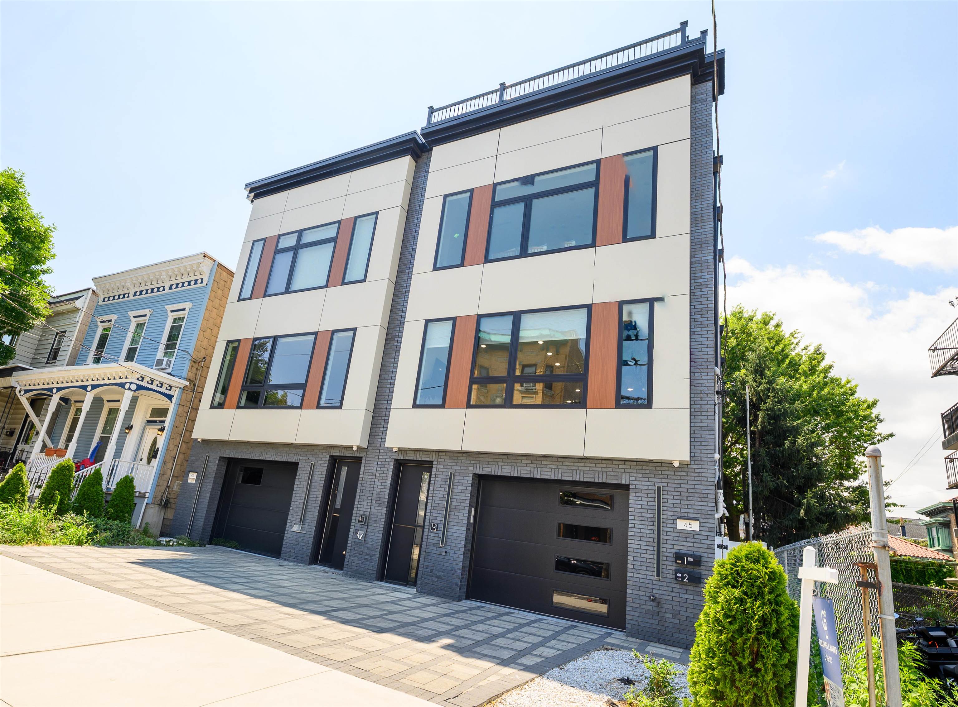 45 CHARLES Street, Jersey City, JC Heights, NJ 07307 - Property photo 2 of 37