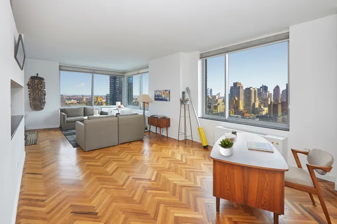 360 East 88th Street #24D, New York, NY 10128