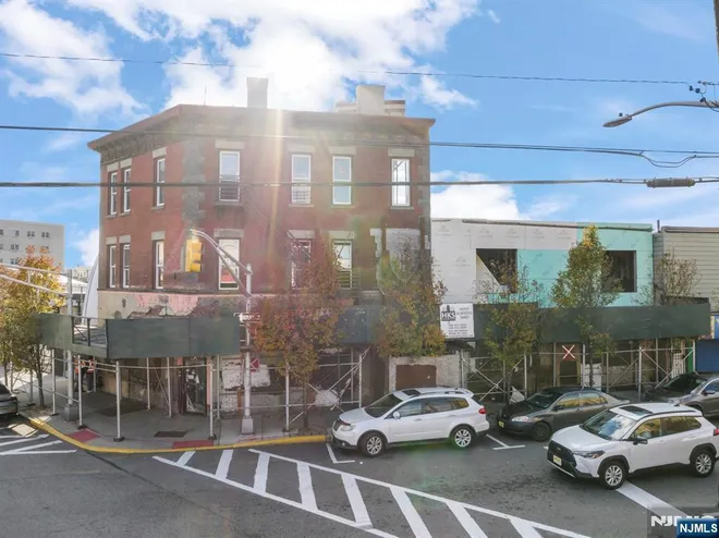 733-735 6th, Union City, NJ 07087