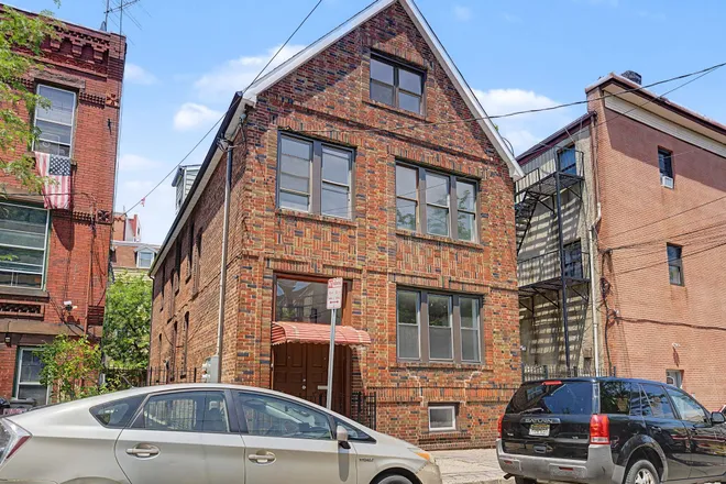 29 CRESCENT Avenue, JC, West Bergen, NJ 07304
