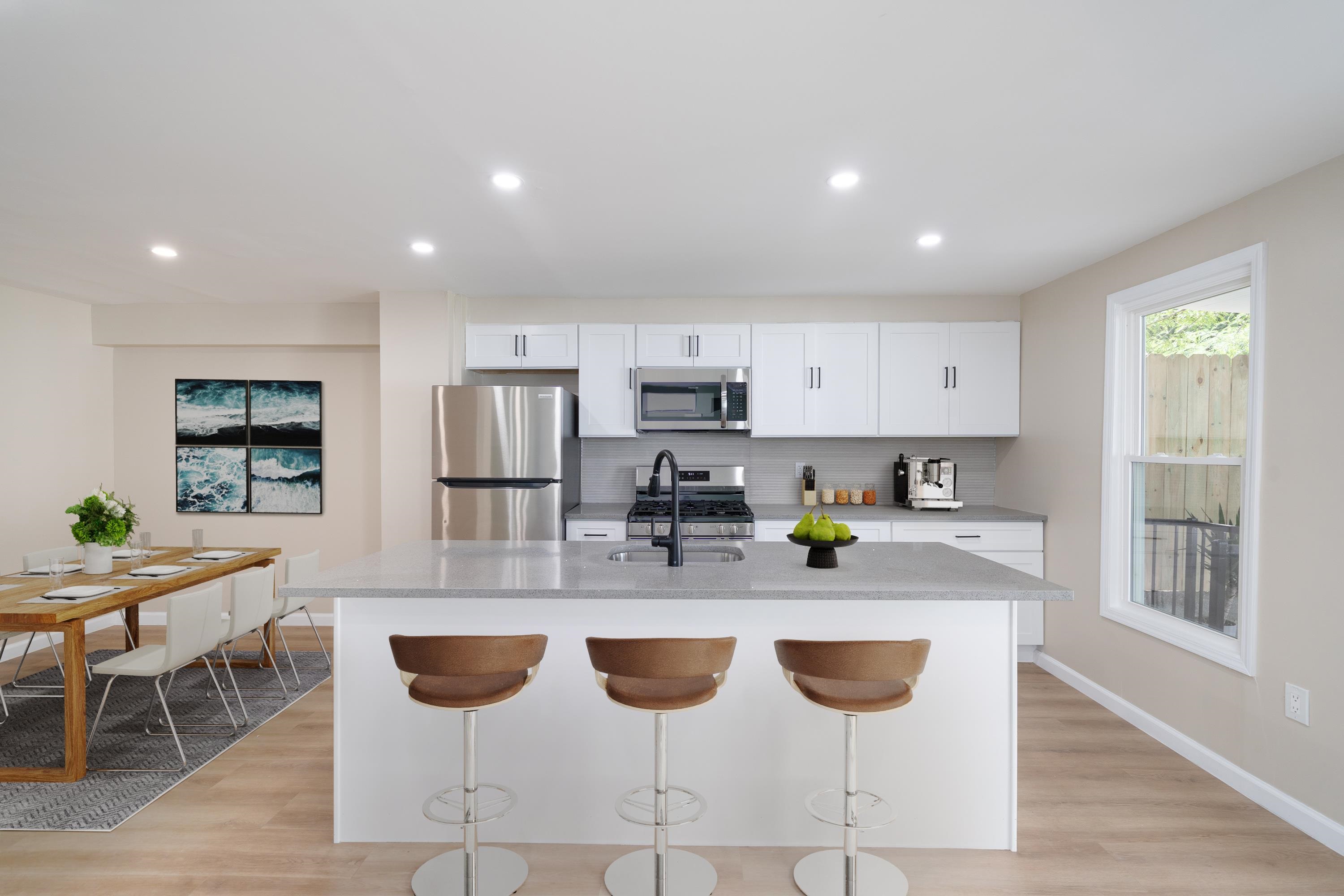 171 VAN HORNE Street, Jersey City, JC Bergen Lafayette, NJ 07304 - Property photo 3 of 19