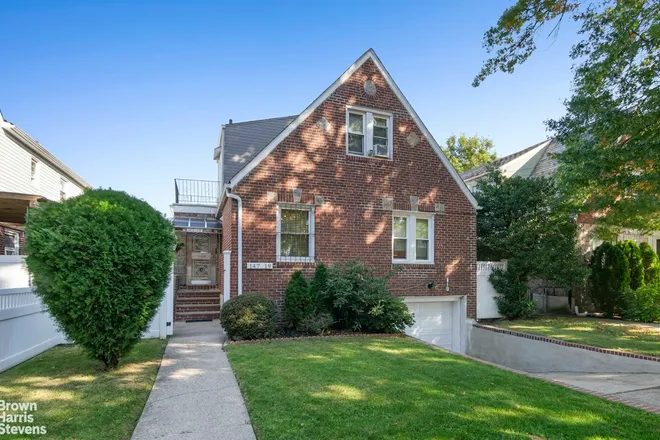 147-19 84th Road, Briarwood, NY 11435