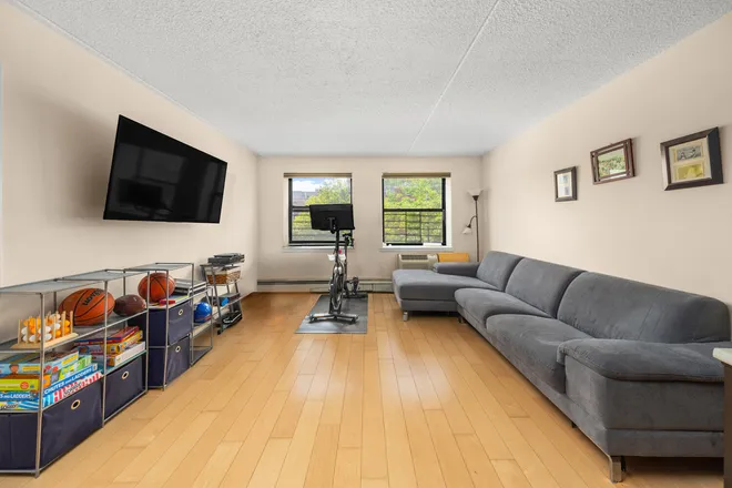 130 LENOX Avenue #218, New York, NY 10026