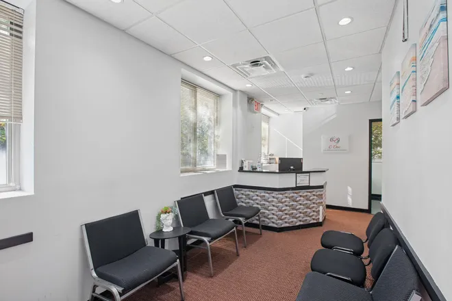 55 GREENE Avenue #2B, Brooklyn, NY 11238