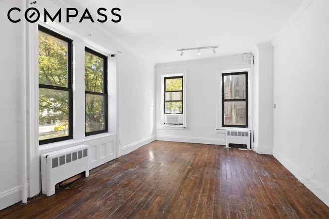 64 MacDougal Street #6, New York, NY 10012