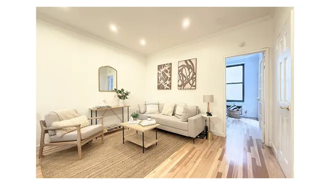 112 West 72nd Street #6F, New York, NY 10023