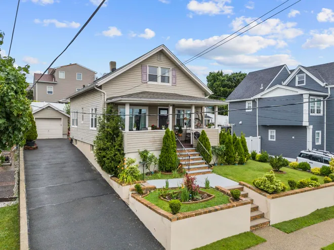 79 COLUMBIA Street, Wood-Ridge, NJ 07075