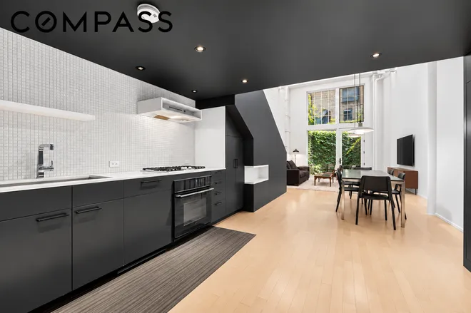 39 East 12th Street #110, New York, NY 10003