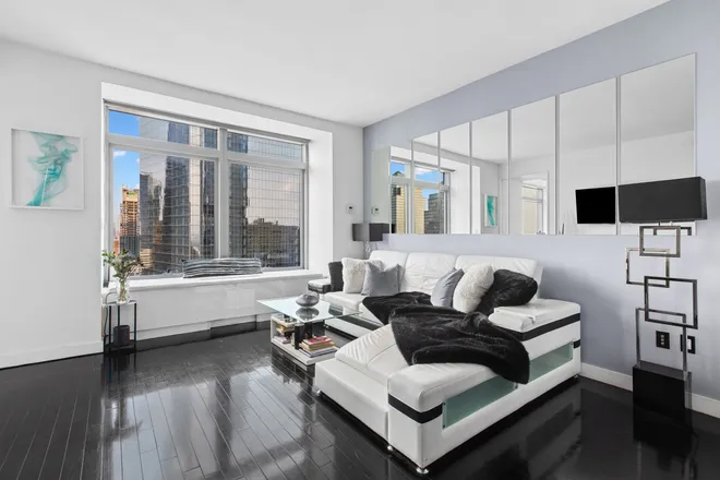 123 WASHINGTON Street #41D, New York, NY 10006