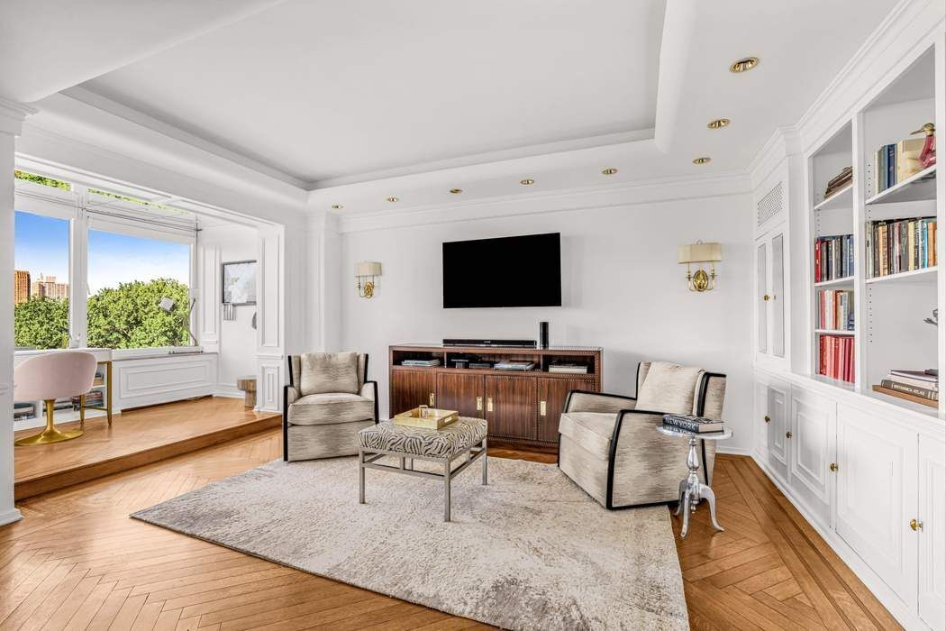 860 5th Avenue #9/10JK, Lenox Hill, Manhattan, NY 10065 - Property photo 4 of 18