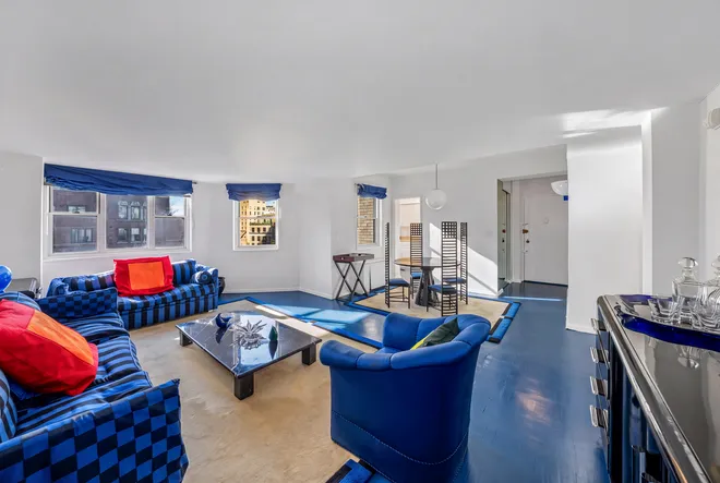 100 West 57th Street #21B, New York, NY 10019