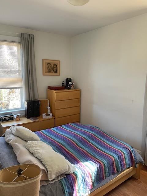 376 UNION Street, Jersey City, JC West Bergen, NJ 07304 - Property photo 5 of 22
