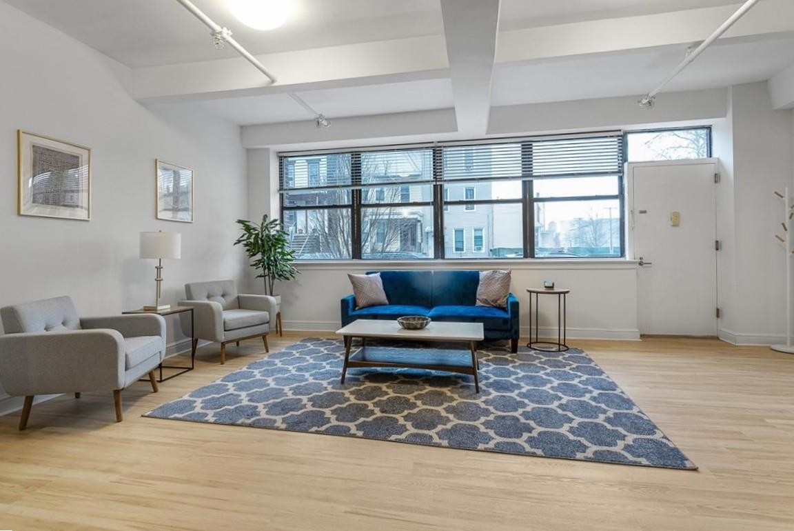300 COMMUNIPAW Avenue, Jersey City, JC Bergen Lafayette, NJ 07304 - Property photo 2 of 39