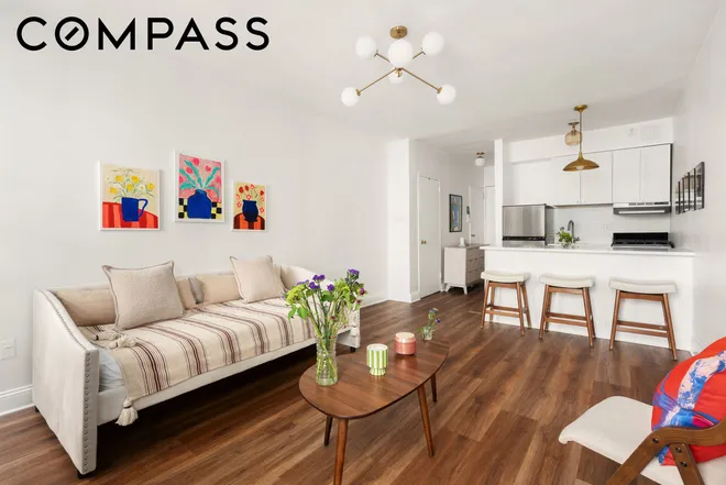 321 East 71st Street #5E, New York, NY 10021