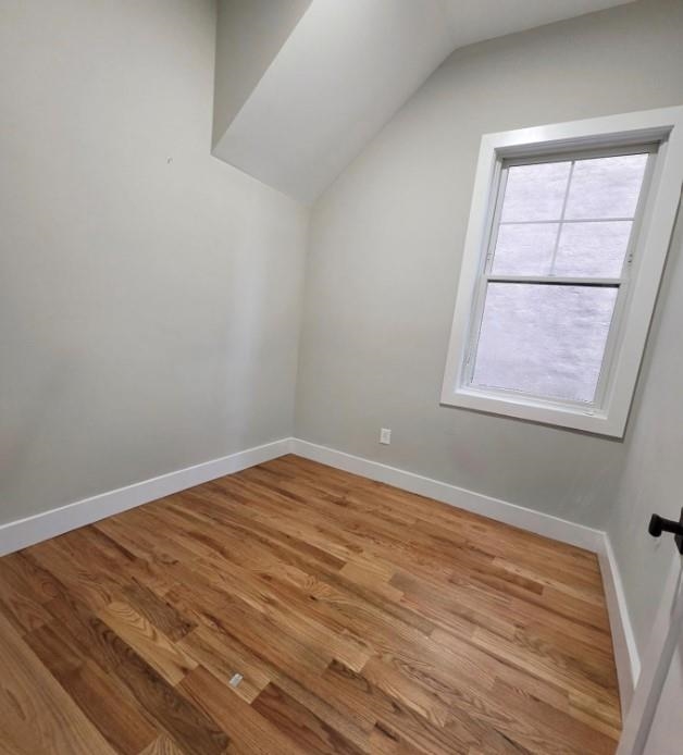 40 WRIGHT Avenue, Jersey City, JC West Bergen, NJ 07306 - Property photo 5 of 25