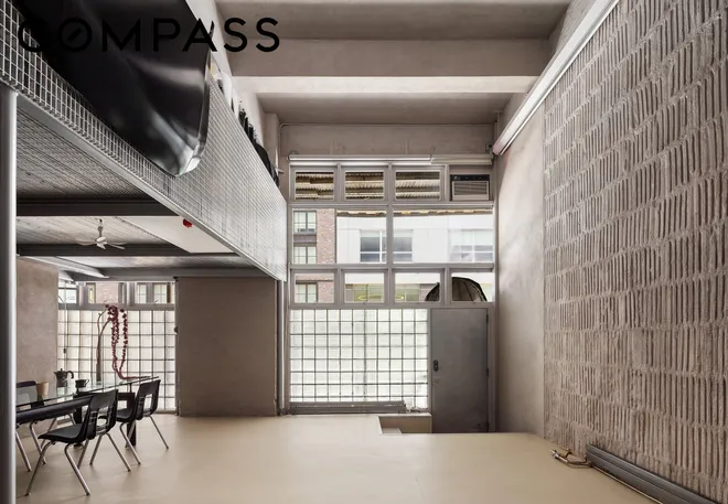 529 West 42nd Street #1A, New York, NY 10036
