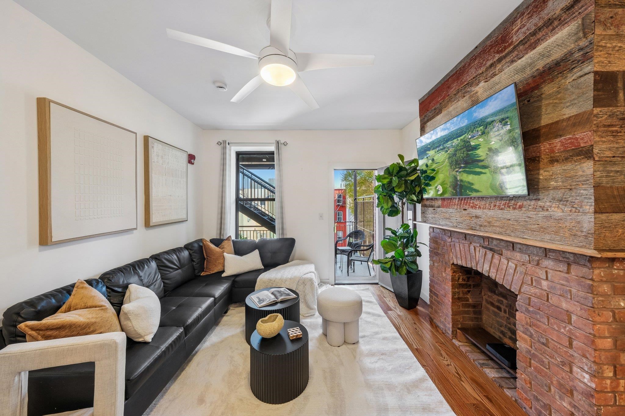 274 6th Street, Jersey City, JC Downtown, NJ 07302 - Property photo 3 of 17