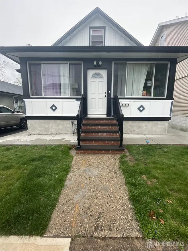 358 Marion Street, Vaux Hall Terrace, NJ 07083