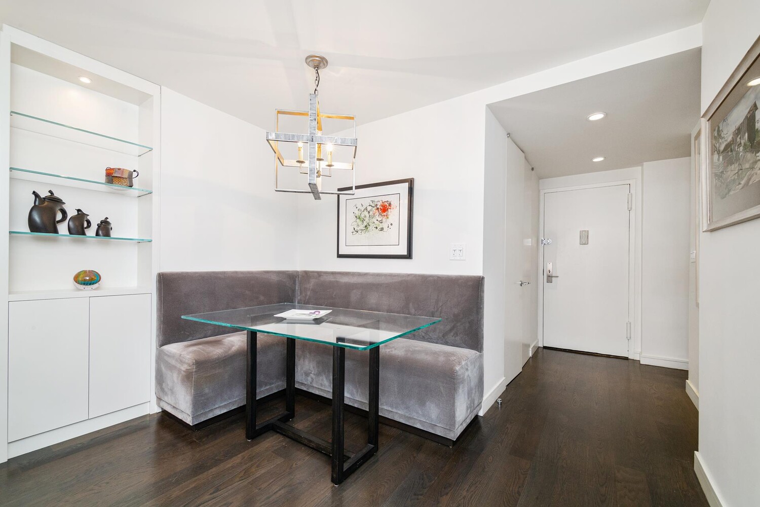 301 East 69th Street #4B, Lenox Hill, Manhattan, NY 10021 - Property photo 3 of 11