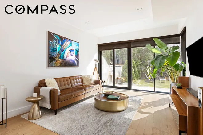 256 North 9th Street #1A, Brooklyn, NY 11211