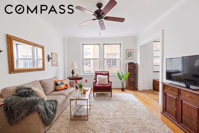 136 East 36th Street #5D, New York, NY 10016