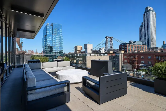 429 KENT Avenue #901, Brooklyn, NY 11249