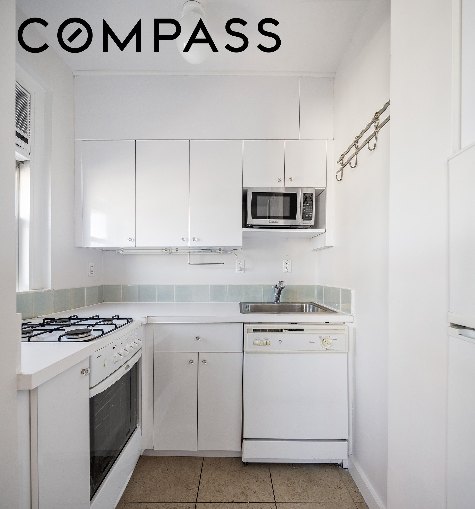 70 Remsen Street #10J, Brooklyn Heights, Brooklyn, NY 11201 - Property photo 5 of 11