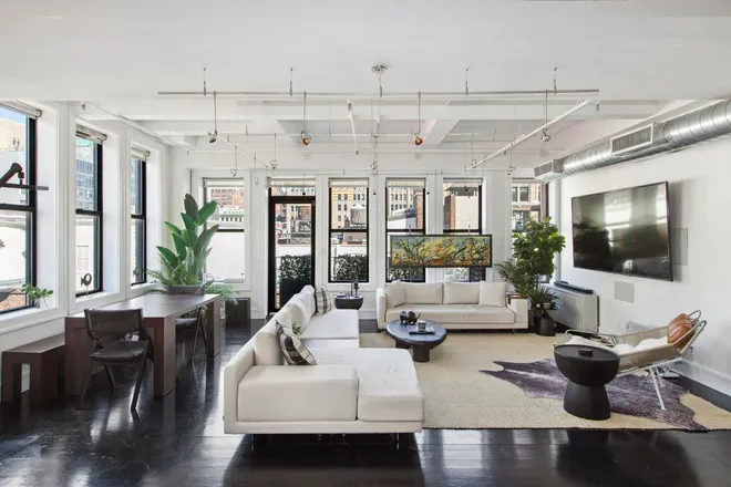45 East 30th Street #PHC, New York, NY 10016