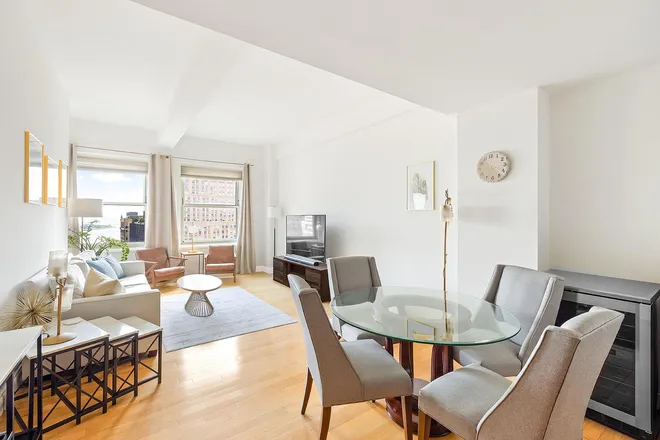 88 GREENWICH Street #2303, New York, NY 10006