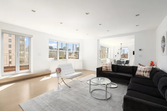 165 East 72nd Street #20A, New York, NY 10021