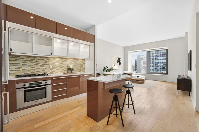 75 WALL Street #32N, New York, NY 10005
