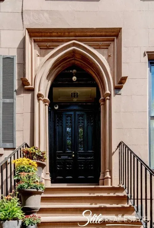 151 Avenue B, New York, NY 10009