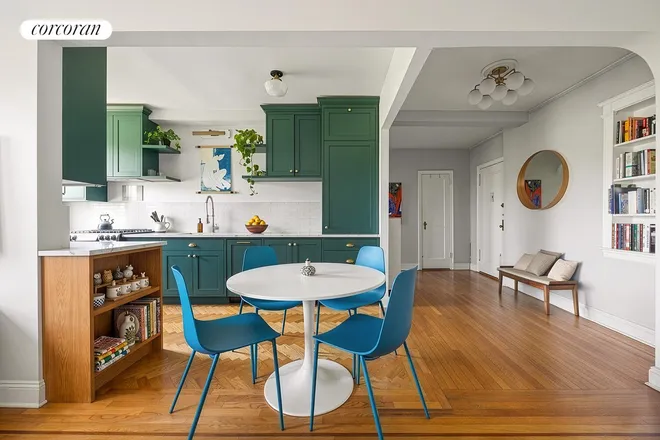 280 OCEAN Parkway #5L, Brooklyn, NY 11218
